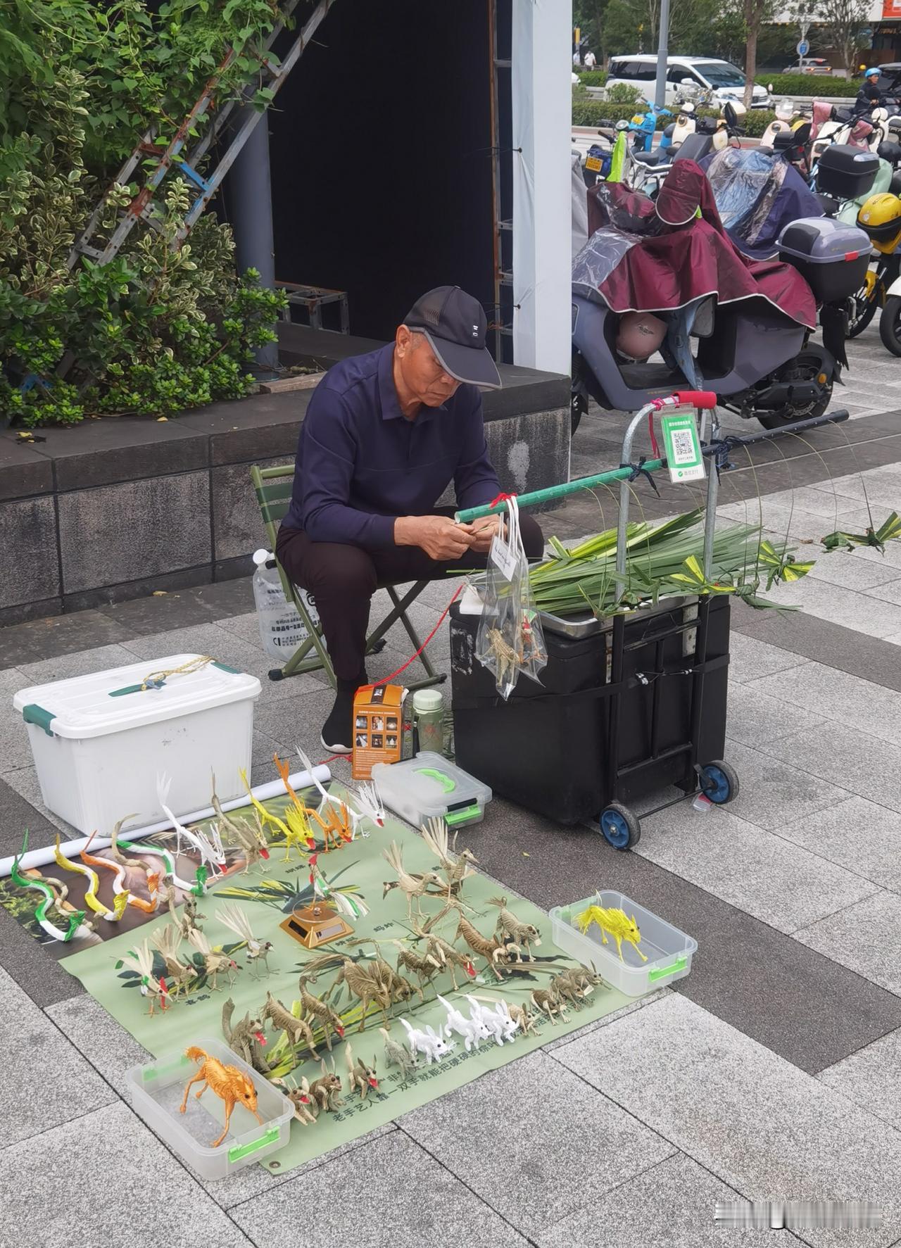非遗守艺人，指尖续燃千年火
