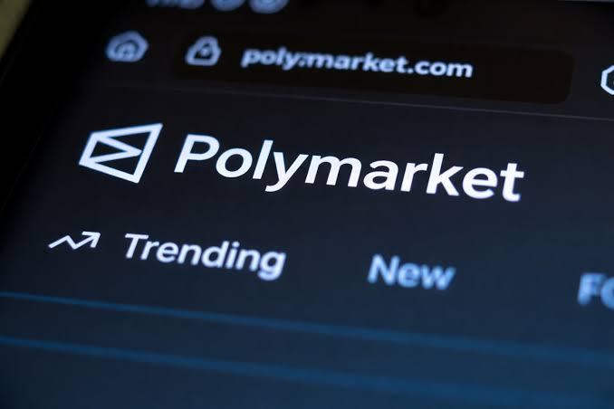 老詹宣布跟Polymarket达成合作，这可不是普通代言。这平台是全球最大的预测