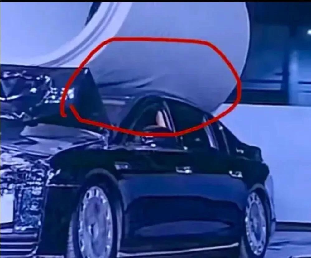 尊界S800测试！我非常之不能理解，这个水泥管道是怎么了？怎么变形了！豪车超跑[