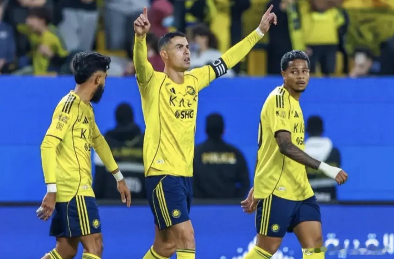 沦为笑话！6天内3王牌罢赛 沙特联赛走中超老路：高薪买不来尊重过去的6天时间里，