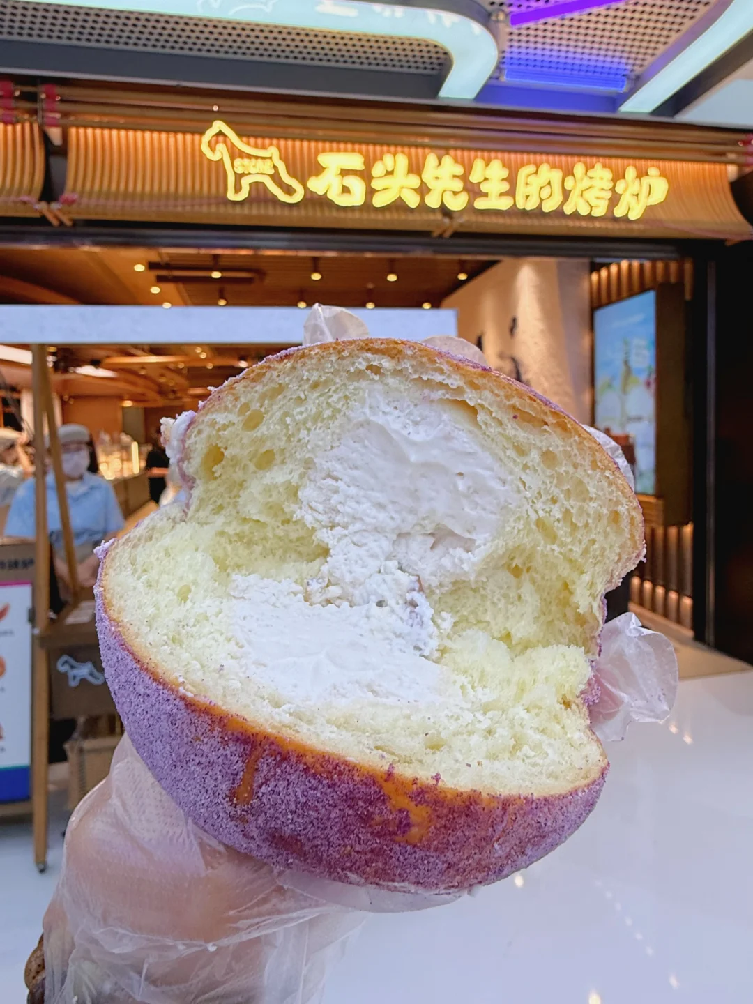 yep 吃到好吃的面包啦
