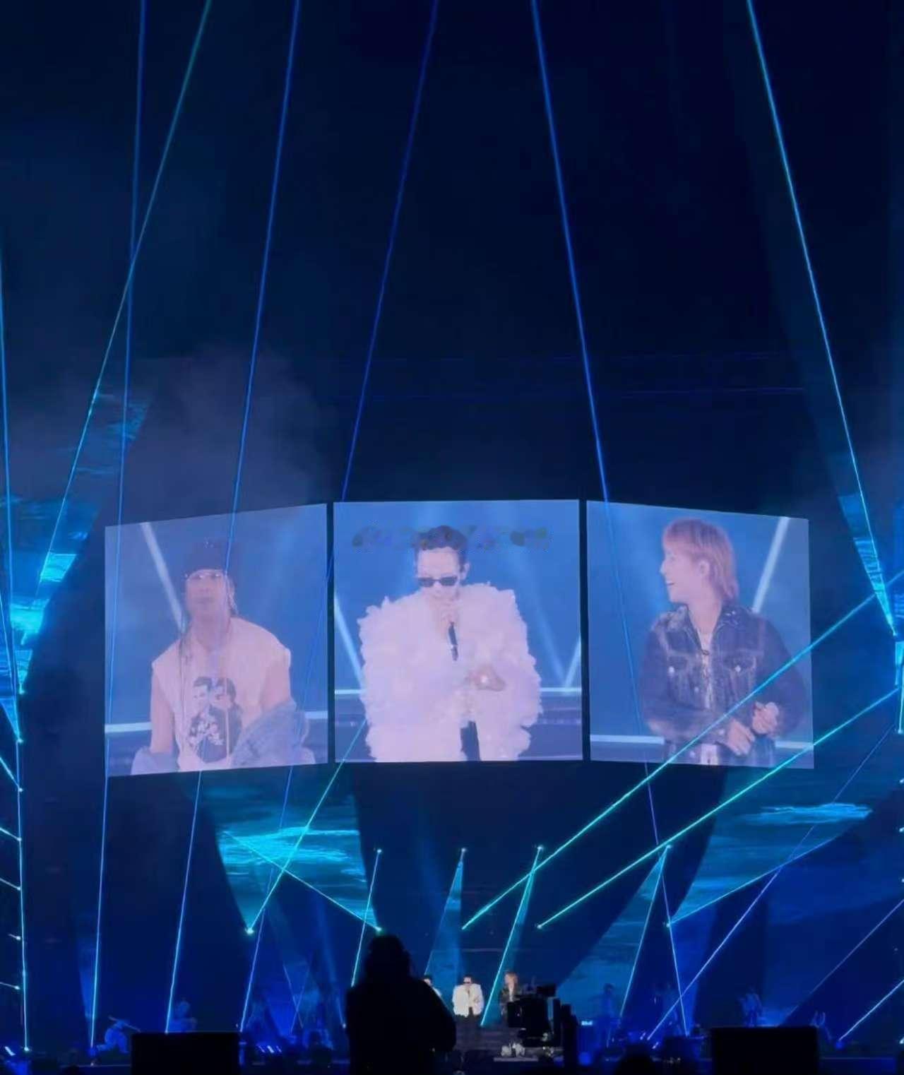 巨星和他的.......