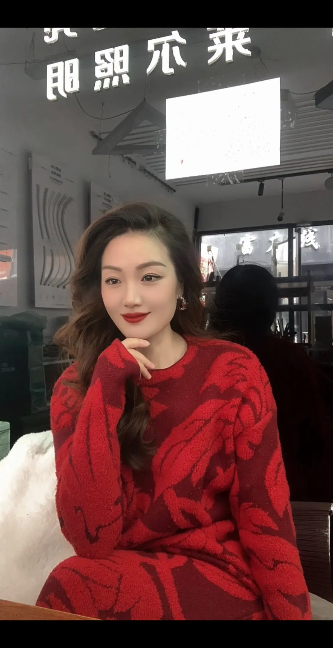 还有两个月2024年就过去了，㊗️路过的你在2025年里少一些辛苦，多...