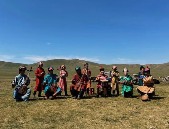 中国要注意外蒙古崩溃大逃亡控制边境，中国对待外蒙古不要心态善，看看外蒙古人对待中