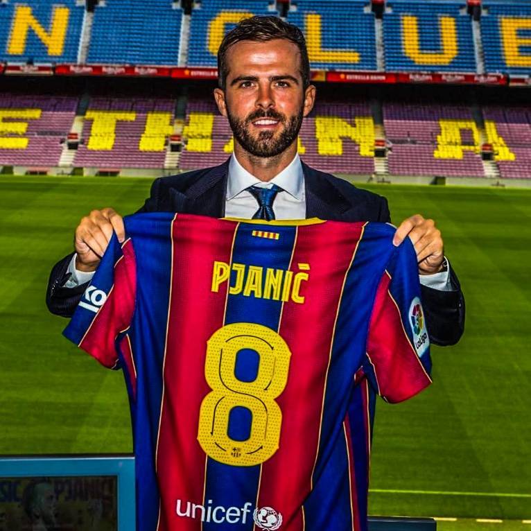 35岁皮亚尼奇宣布退役🇧🇦皮亚尼奇：我将不再踢球。我的职业生涯已经结束，我不