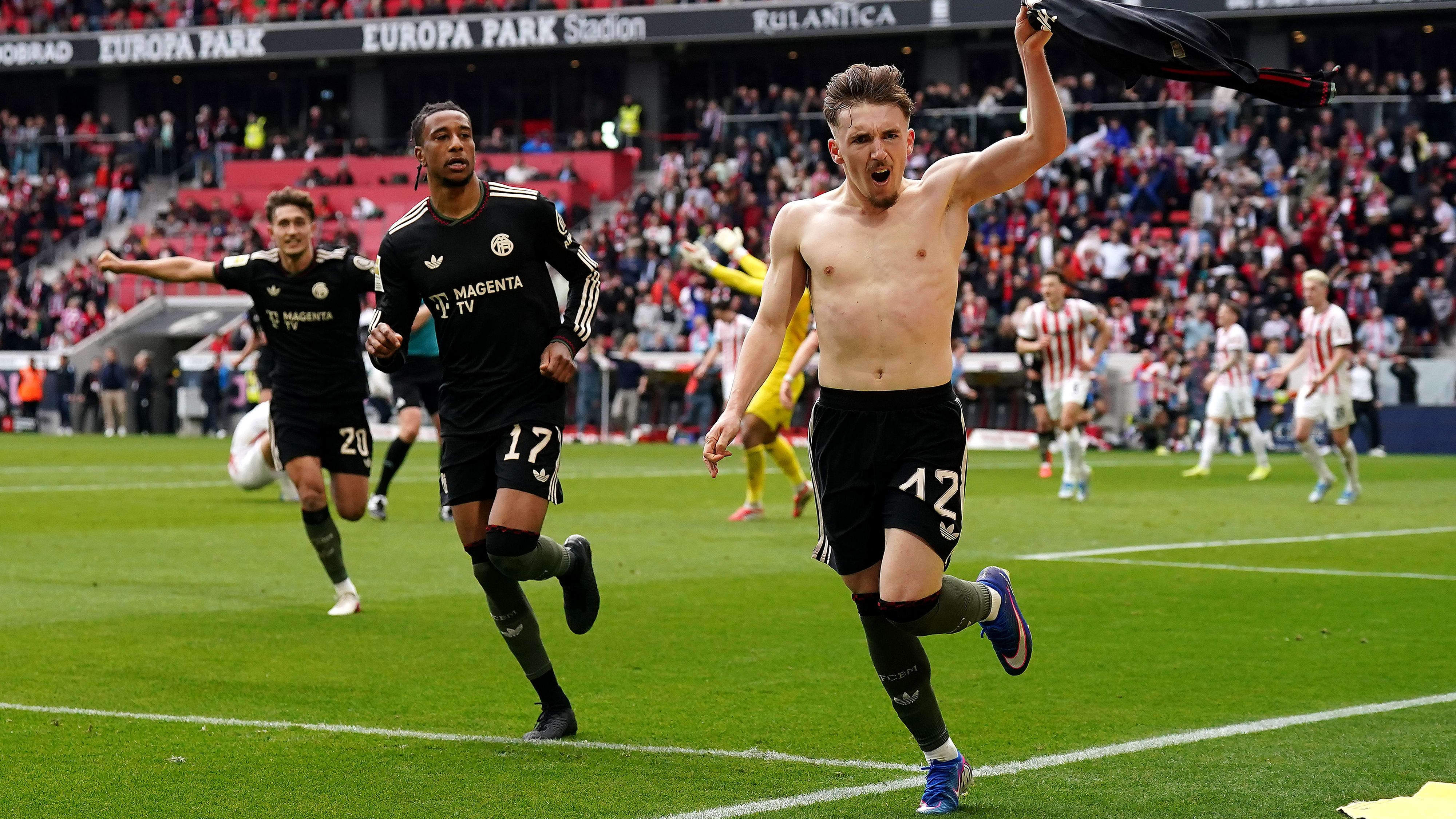 看看卡尔这相貌和体格，哪里像年仅18岁的小将？其实，卡尔正常比赛表现并不出彩，传