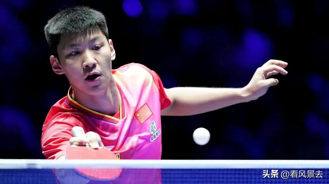 男单资格赛首轮薛飞晋级

北京时间9月26日，WTT中国大满贯赛事男单资格赛首轮