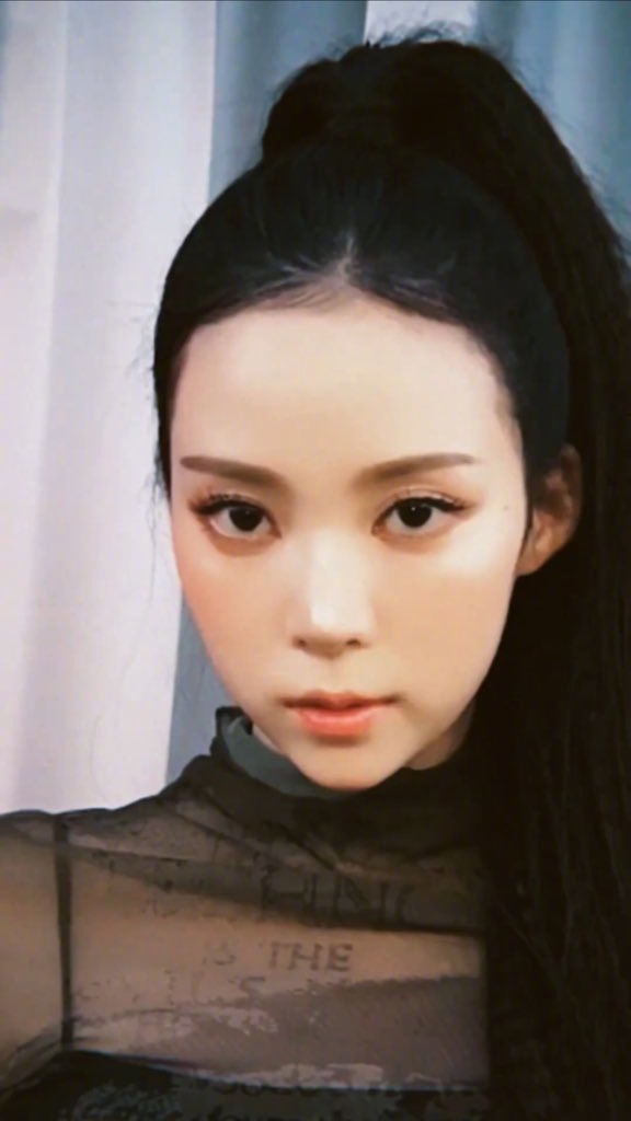 【Theqoo】MEOVV BURNINGUPchallenge 公开，真美女无