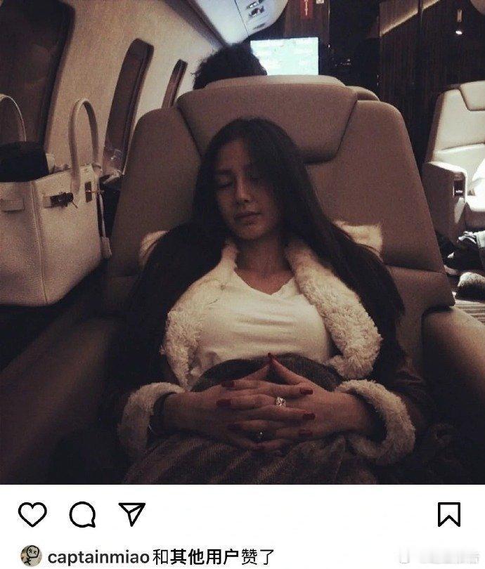 Angelababy：只是一个假期而已 挖，2014年就开始坐私人飞机了，黄教主