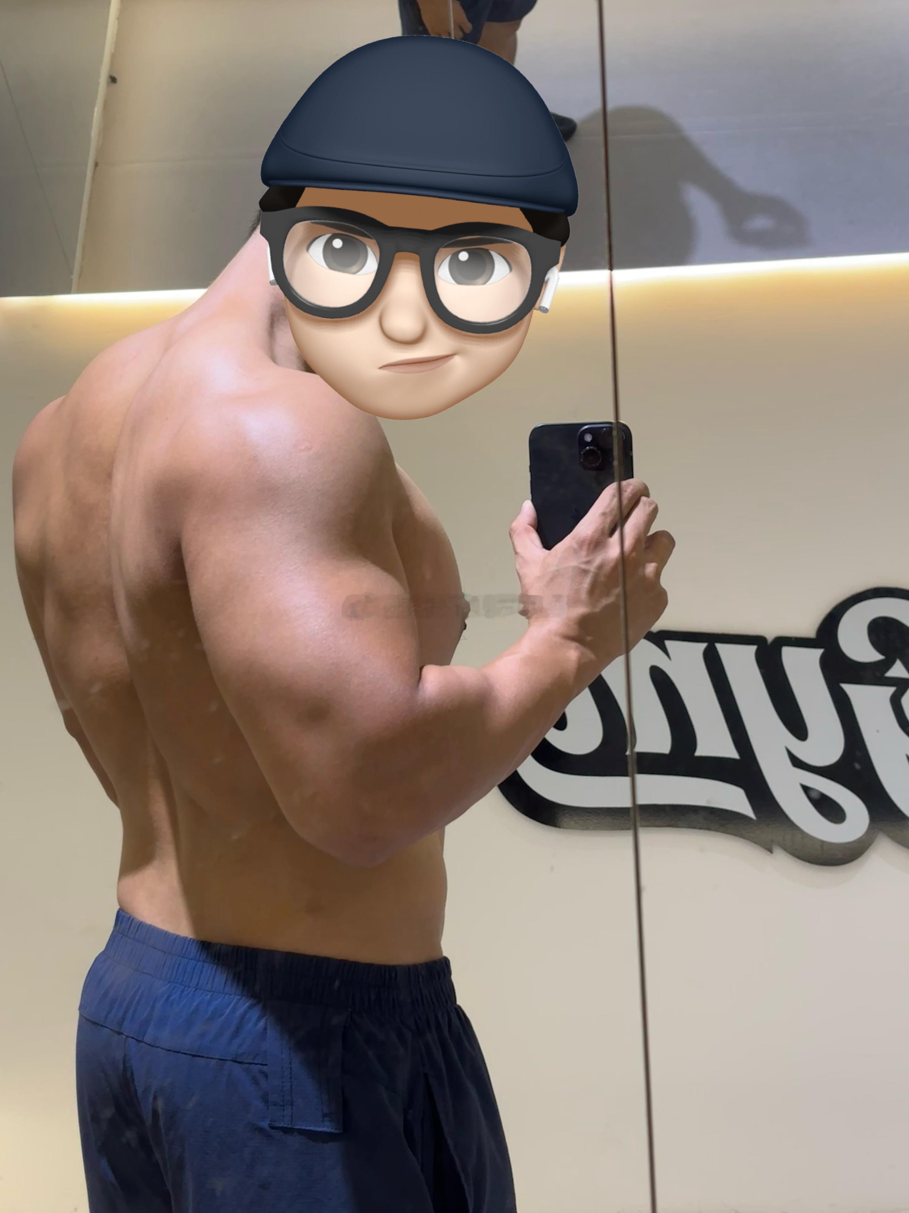 练了背 ​​​