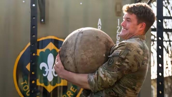 “美国要打大仗了！
3月25日，据美国五角大楼发布的消息称，美国将在4月20日开