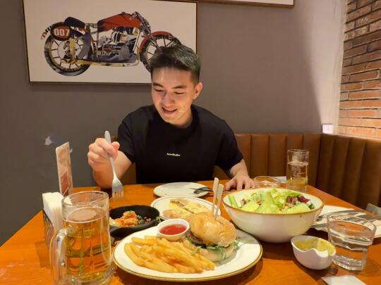 春天有在好好吃饭