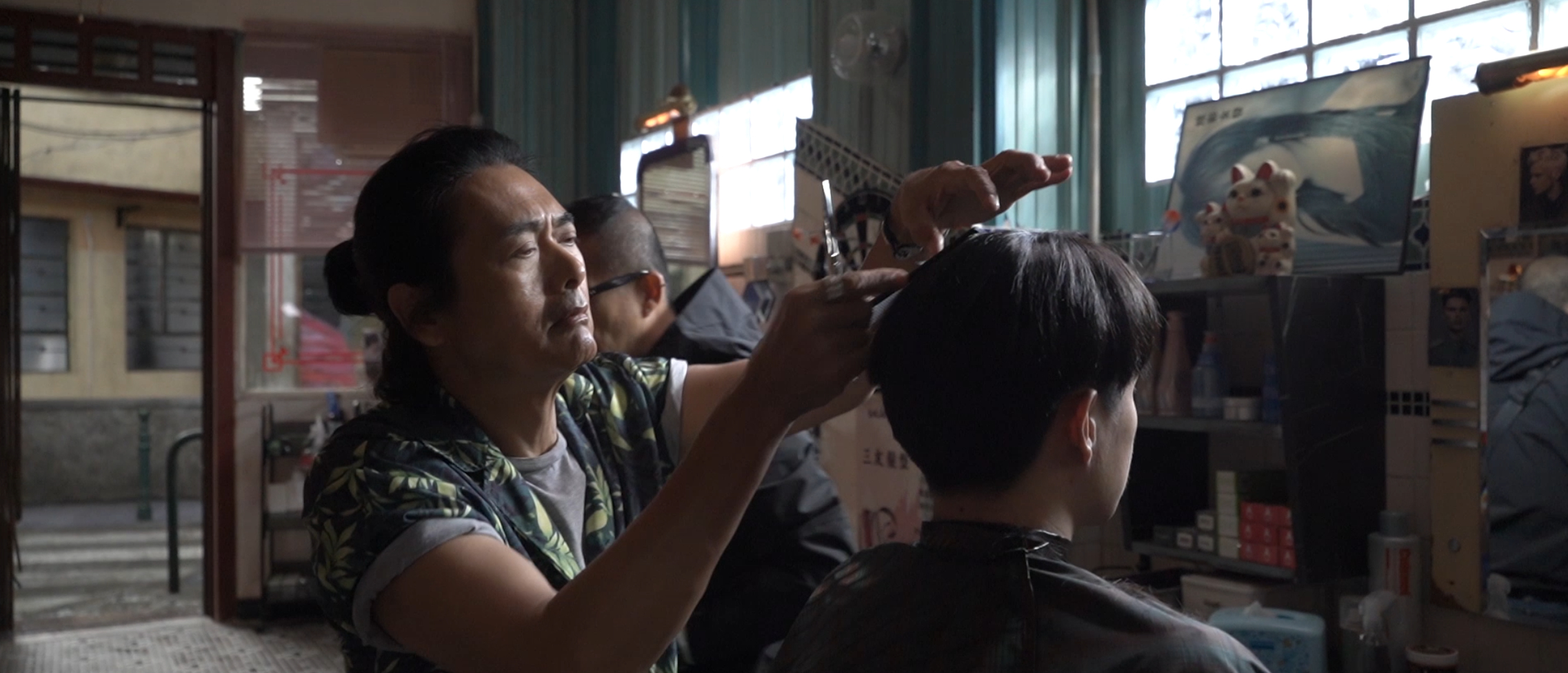 #转发这个发哥不掉发# 看到发哥这浓密的头发，真的是让人一整个羡慕住了，怎么样才