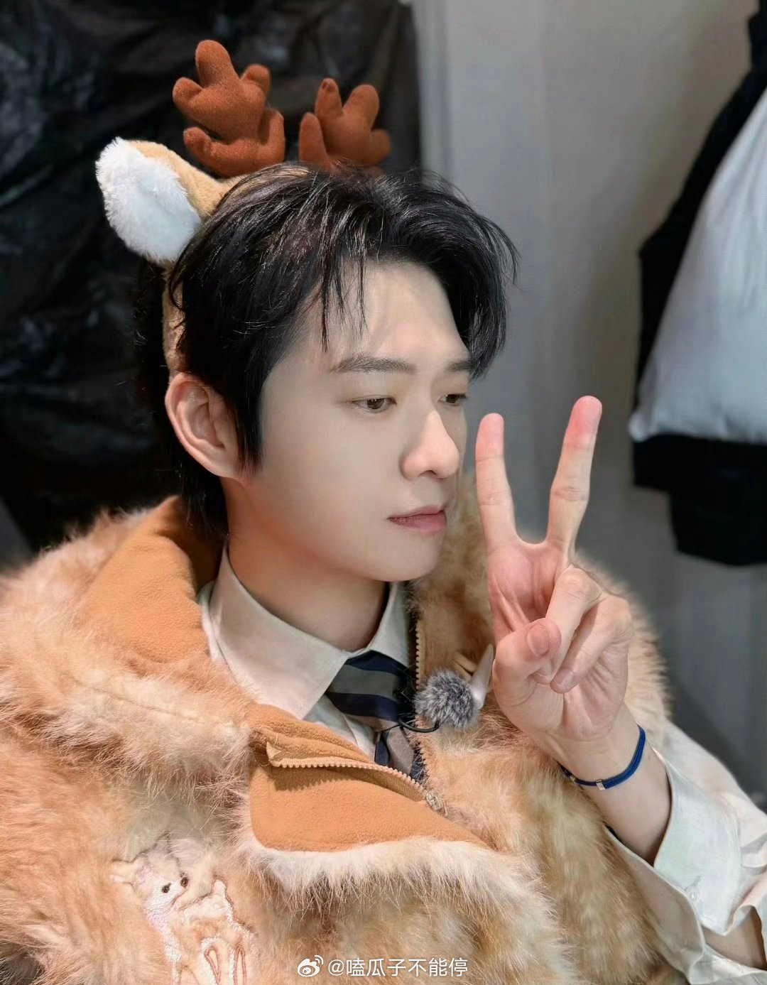 魏大勋营业自拍照，好萌呀大勋