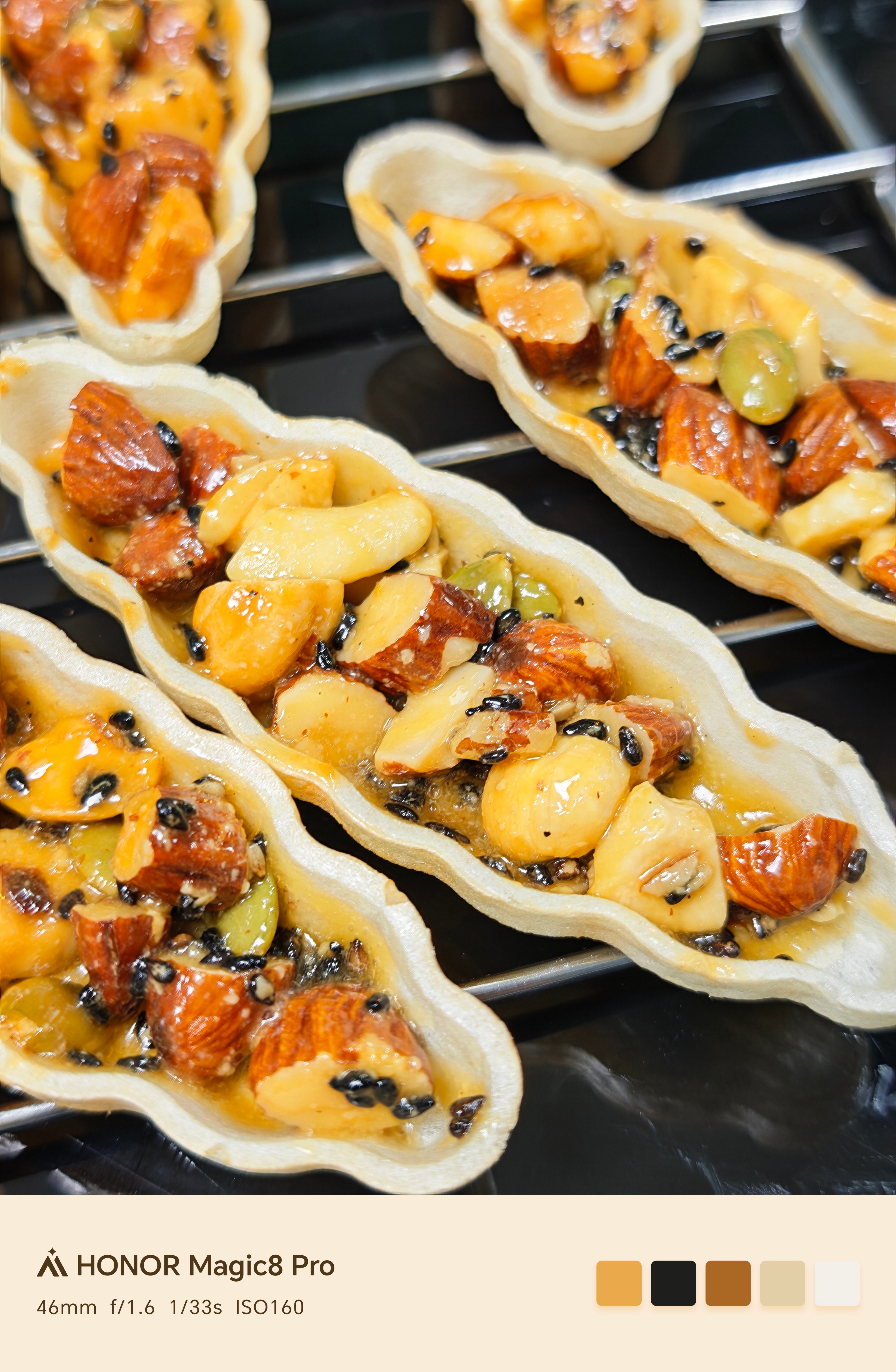 多品牌手机涨价上市荣耀Magic8系列起步价一毛没涨，华为Mate80系列起步价