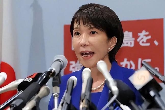 高市早苗称愿与中方对话，然后北京提了一个要求，日本上下都沉默了！

高市早苗在白