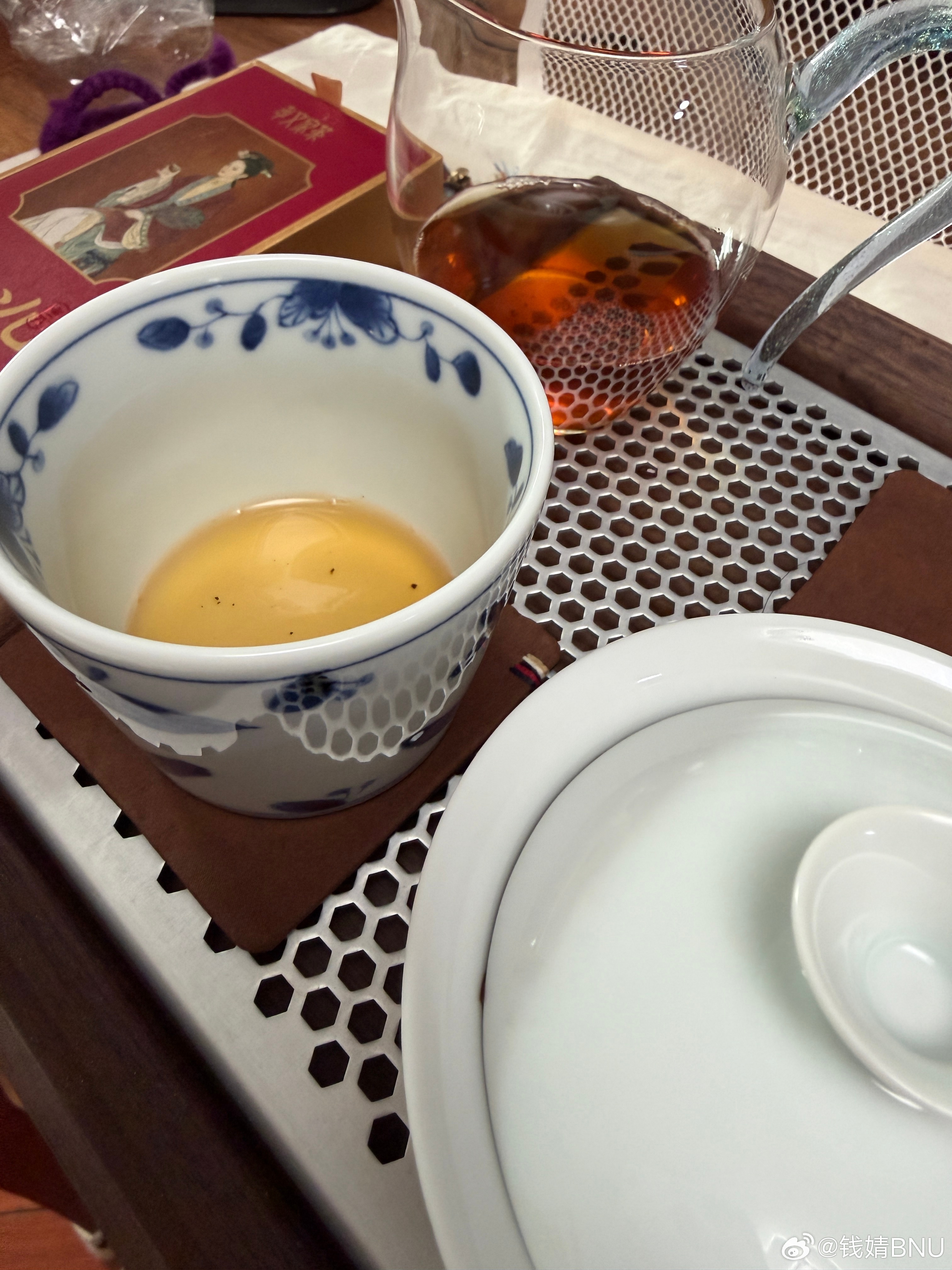下了一天雨，大家晚上七点见呀 ​​​