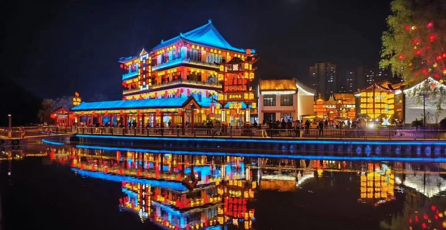 住酒店不带毛巾的人天塌了没必要说住酒店不带毛巾就天塌了！现在正规酒店的布草都有严