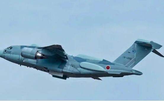 日本近期推出的EC-2电子战机，被其大肆宣扬具备900公里远距离干扰能力，号称可