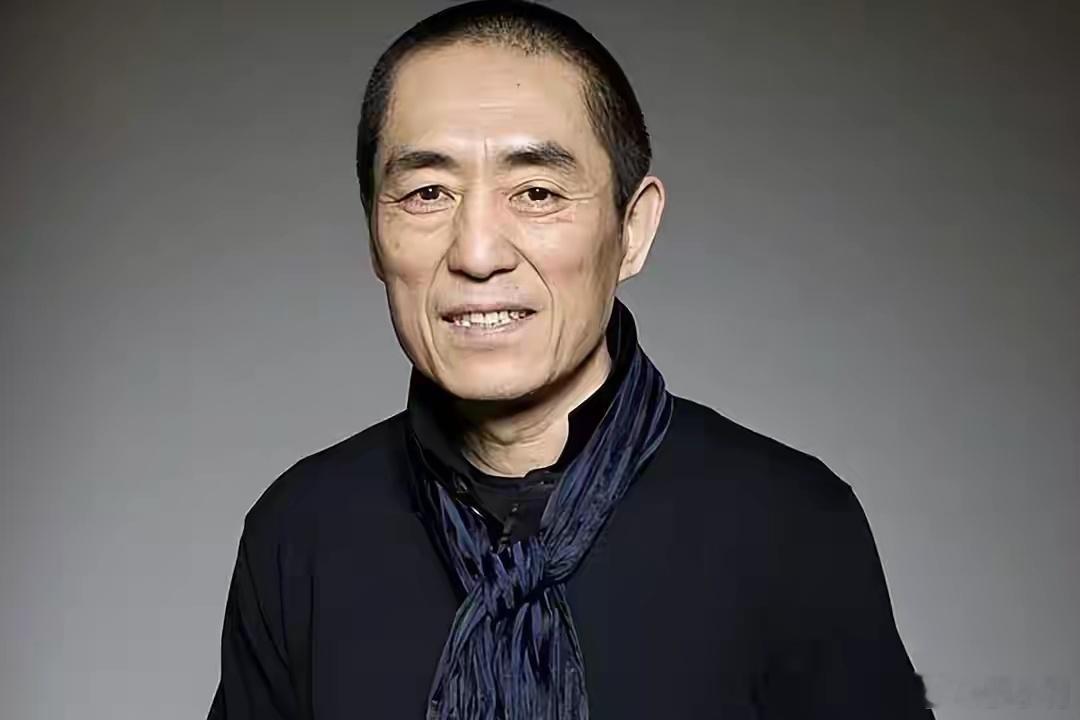 惊蛰无声一边查案子一边找钉子老谋子还是有点东西的，其实他完全可以坐在功劳簿上坐享