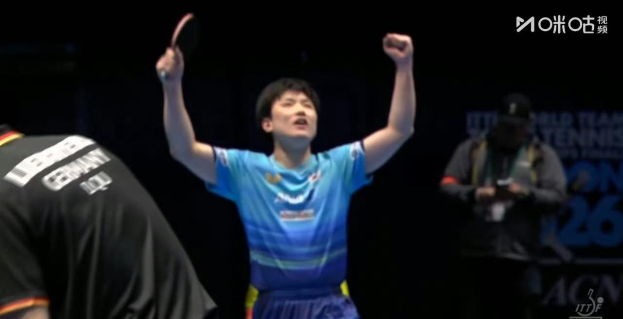 完美复仇！张本智和3-0击败邱党，为日本队锁定胜局晋级四强！

有意思的是，张本