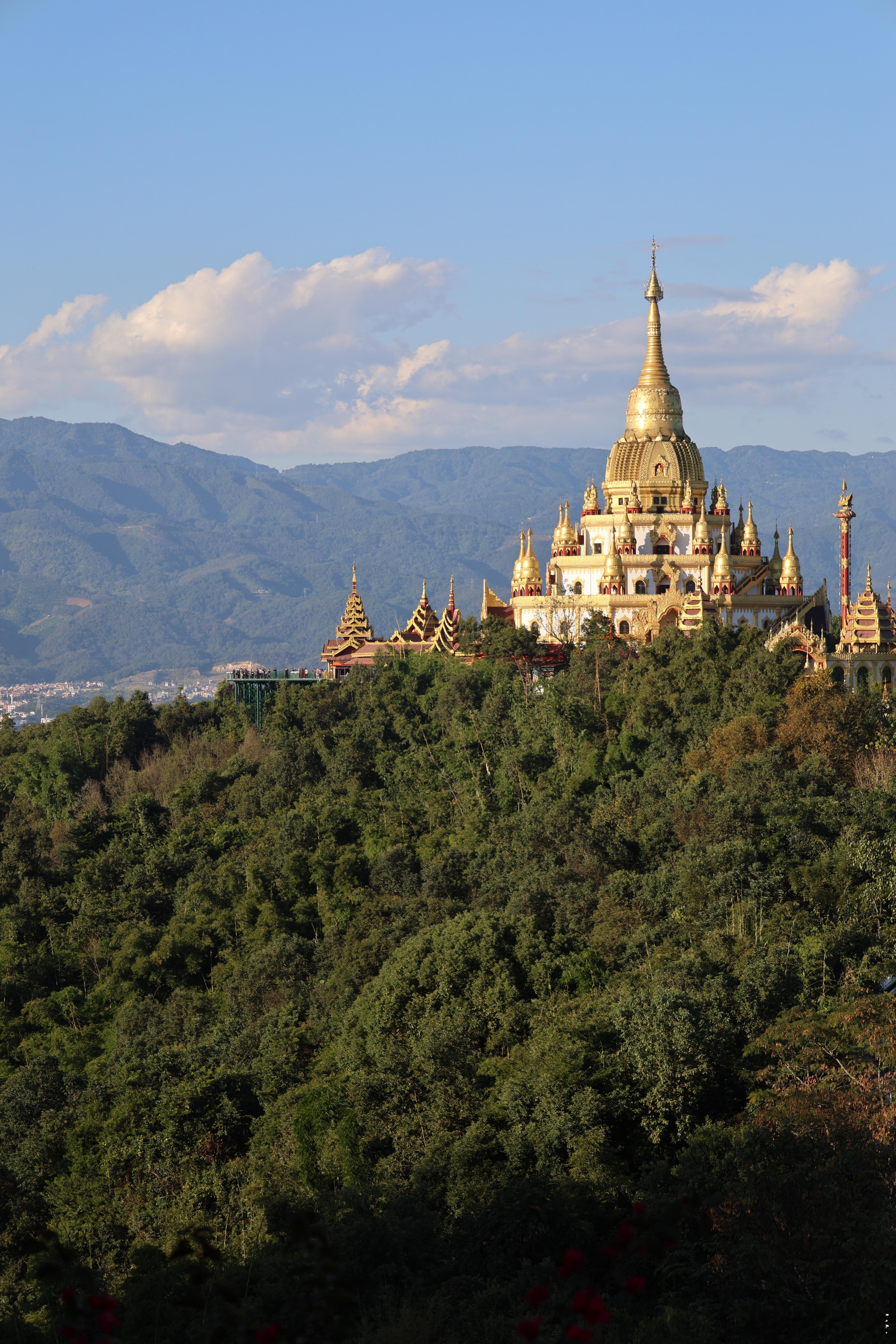 假装自己来到东南亚 