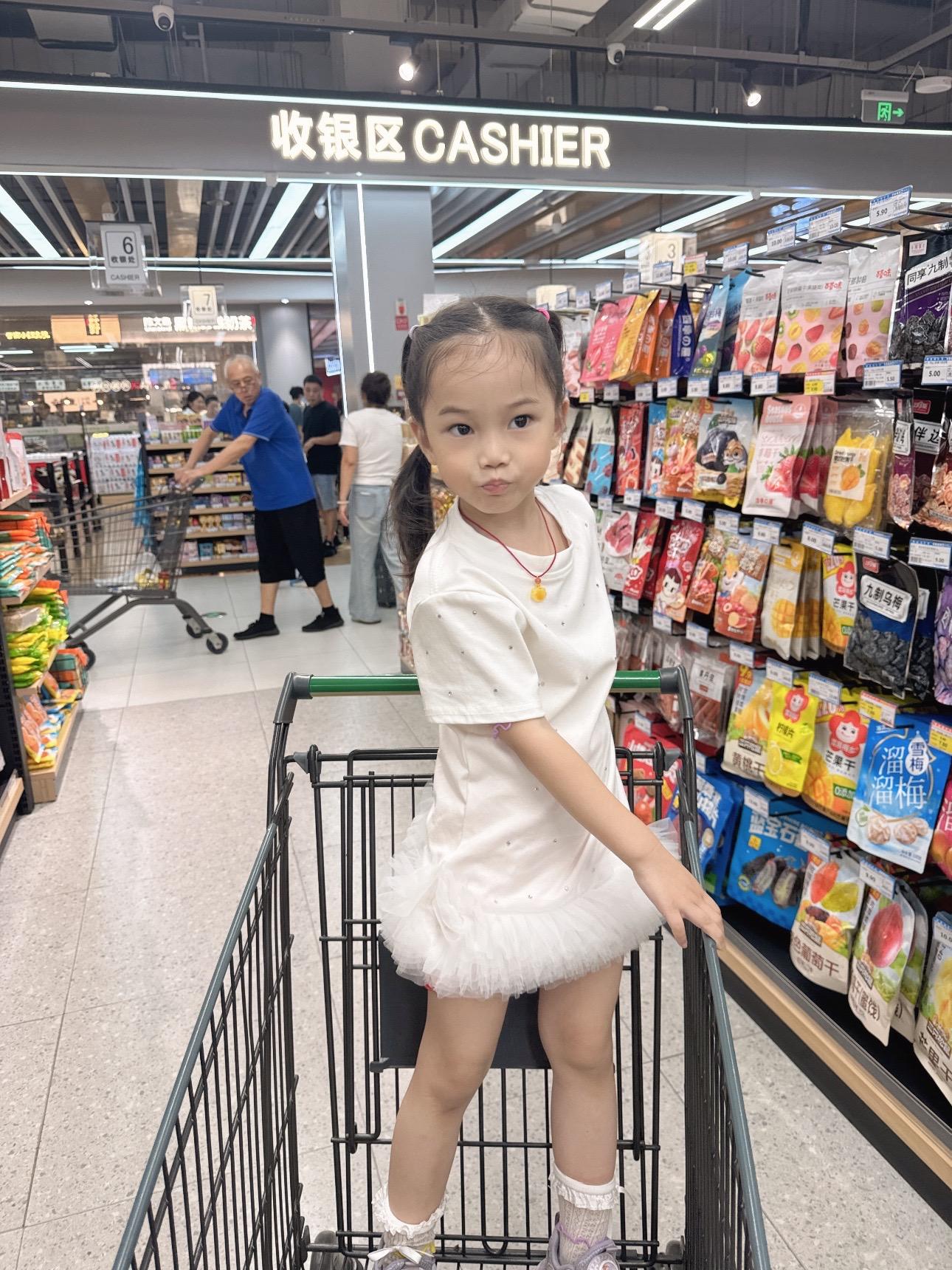🌸：𝙈𝙮 𝙂𝙞𝙧𝙡  👧🏻 ◡̈⃝-心尖尖上的人儿～♥️