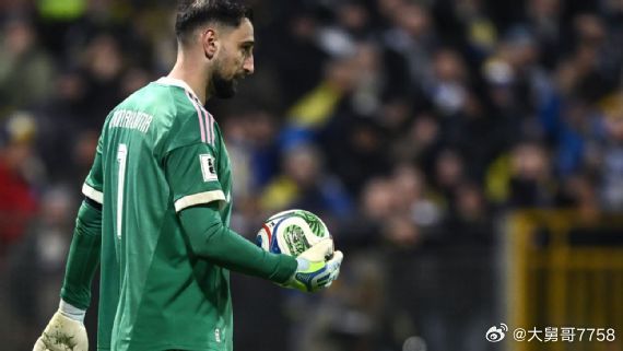 💔 多纳鲁马心碎发声：赛后痛哭，世界杯梦想再延期🇮🇹 意大利国门多纳鲁马在