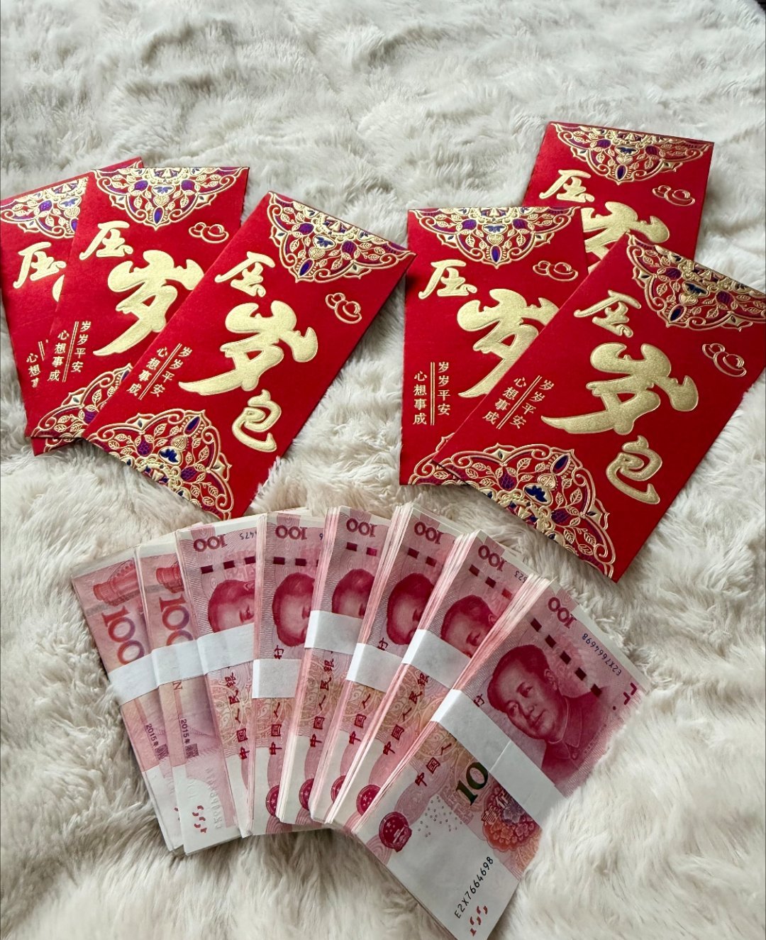 过年收到拜年礼物后收到拜年礼物其实最暖心的不是东西多贵重，而是被人惦记着。亲戚朋