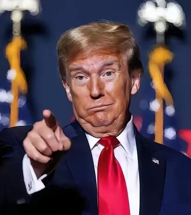 就在刚刚，特朗普点名警告中国，发出一个前所未有重大威胁。美国总统特朗普日前在接受