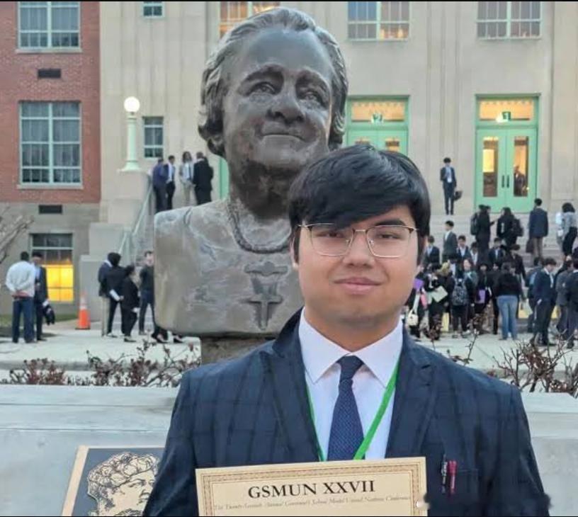 【黄金时代】布朗大学枪击案的第二名遇难者身份已确认，他是18岁的穆罕默德·阿齐兹