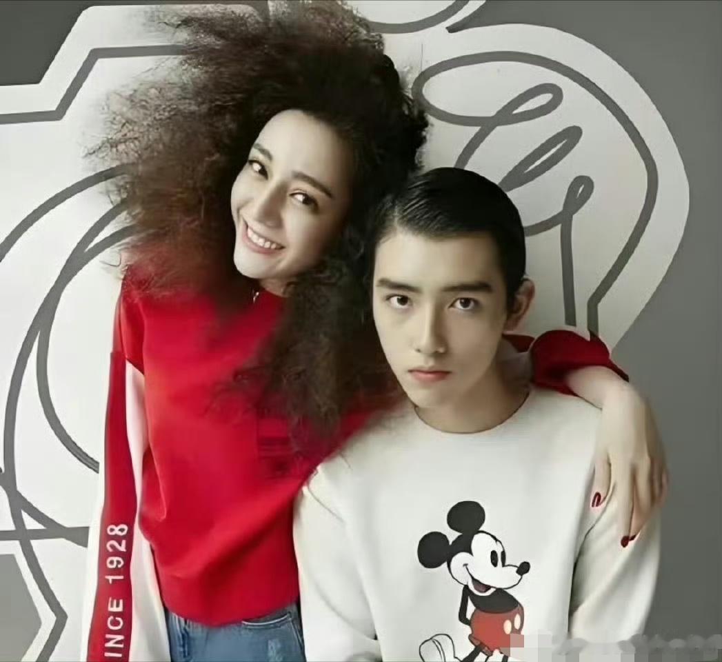 迪丽热巴不要陈飞宇提那张照片迪丽热巴不要提那些照片 原来迪丽热巴和陈飞宇之前就合