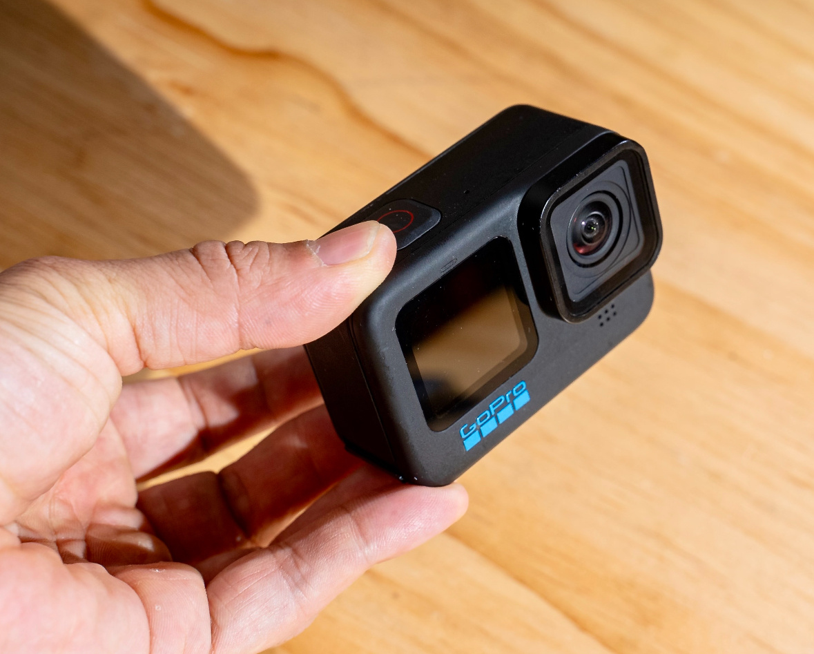运动相机鼻祖GoPro或将被收购GoPro股价较历史高点暴跌了99% 近日，运动