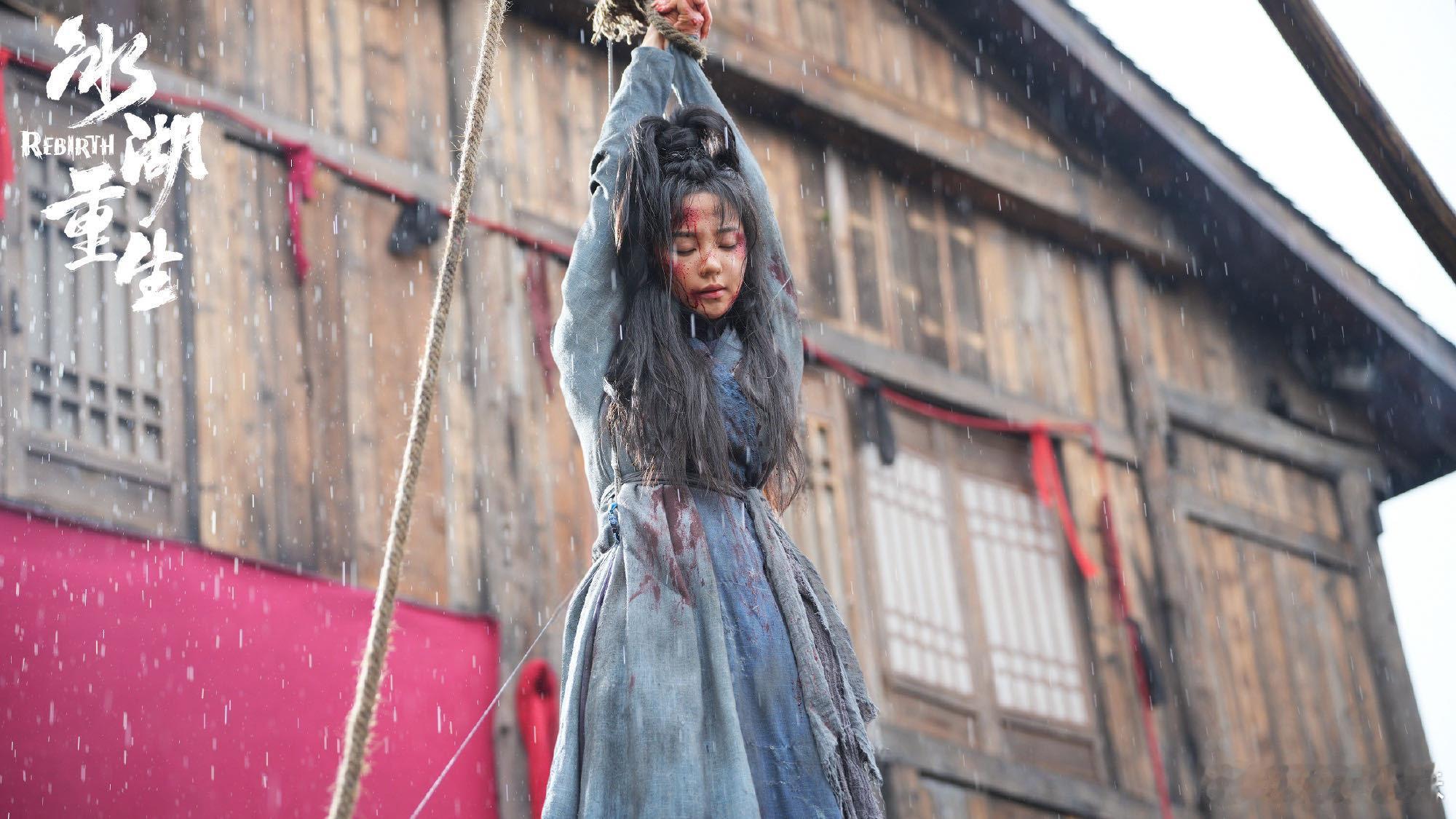 冰湖重生没认出胡意旋认不出才是最高评价！胡意旋把角色的破碎感与坚韧感演活了，微表