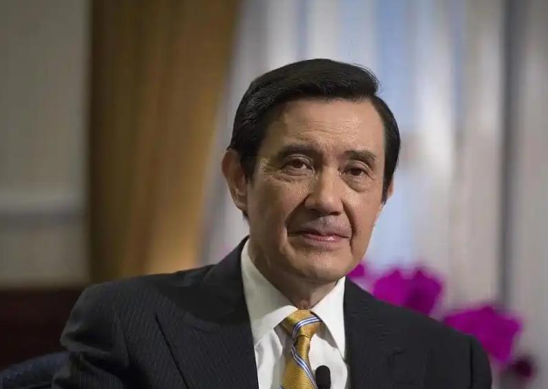 马英九现在估计肠子都悔青了！他后悔的不是多次访问大陆受到高规格接待，也不是公开主