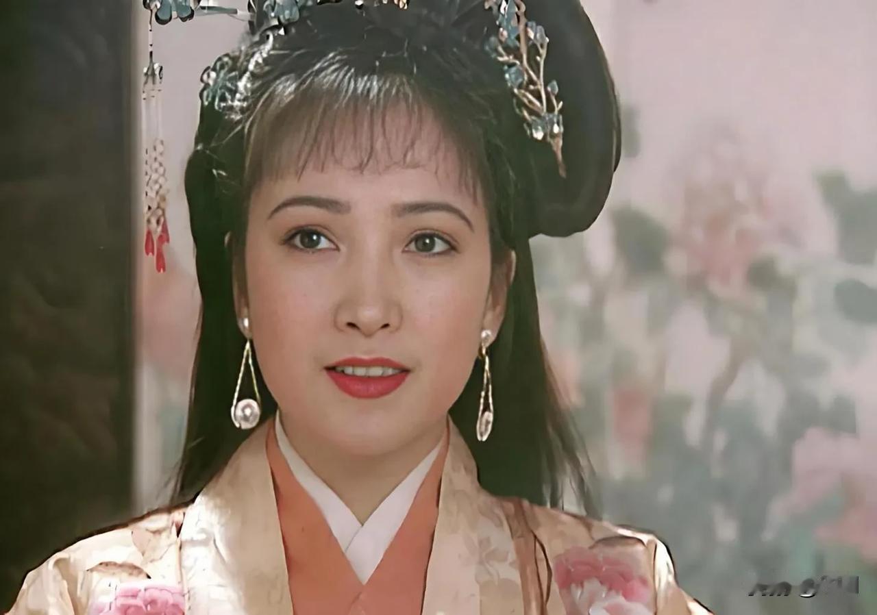 同样是演“李师师”，何晴，于娜，马苏，安以轩，这四位谁美？