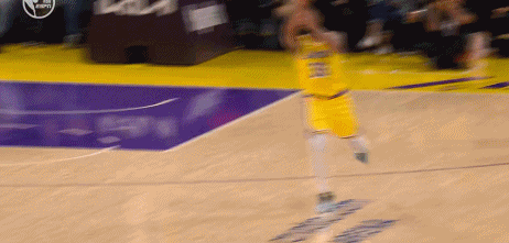 詹姆斯快攻被马瑟林造了个进攻犯规nba吐槽大会詹姆斯扣篮NBA