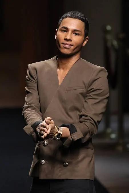 法国著名时尚设计师奥利维尔·鲁斯汀（Olivier Rousteing）与巴尔曼