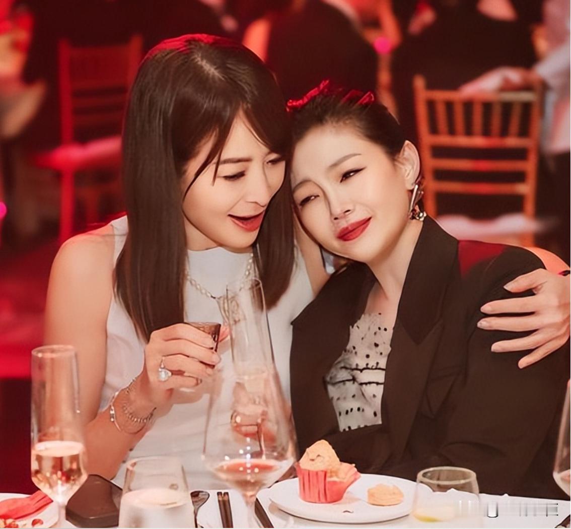 贾永婕：具俊晔暴瘦，每天都去金宝山看大S。
5月12日，贾永婕出席公开活动，在聊