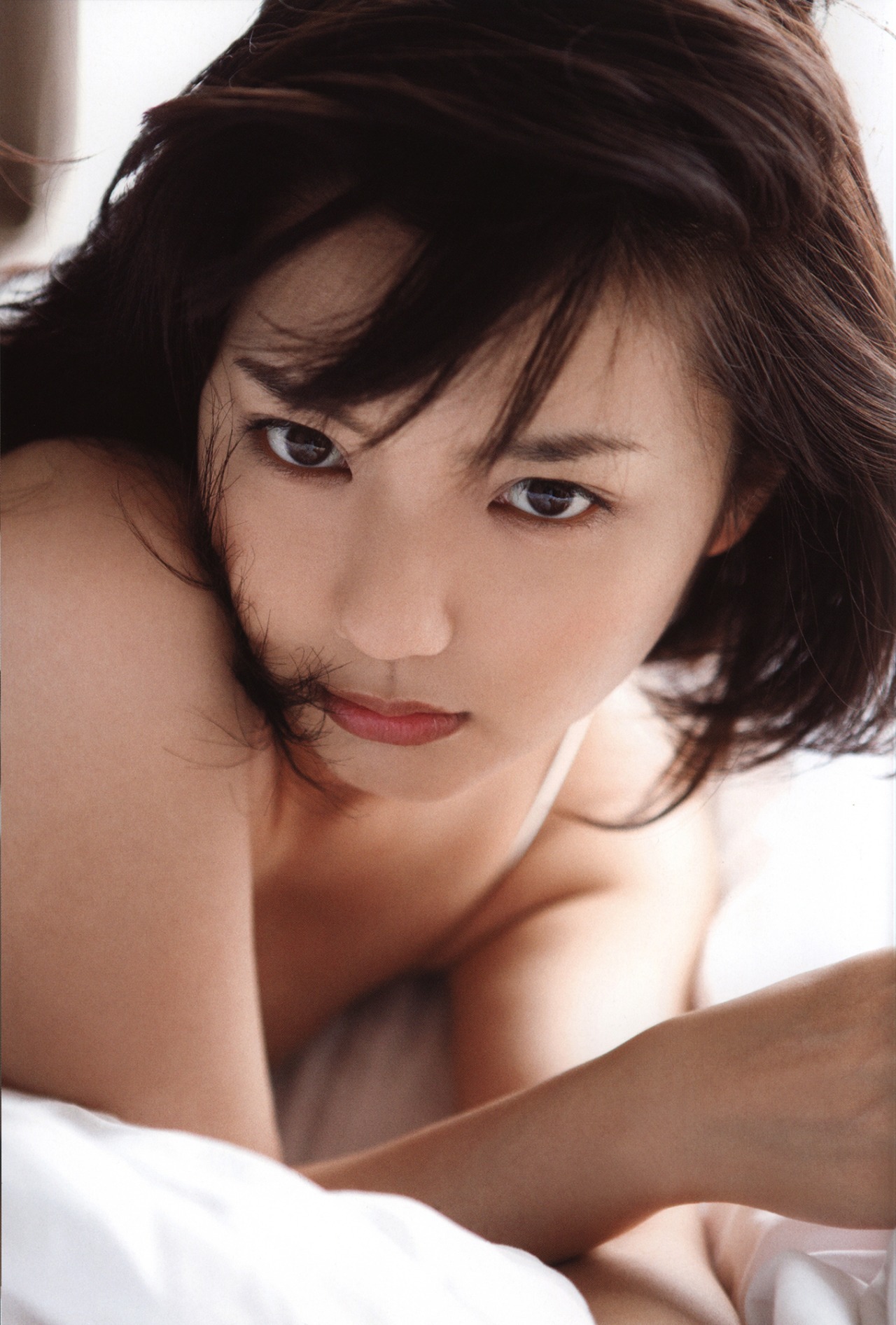 2014年，摄影师西田幸树镜头下的真野惠里菜。 ​​​