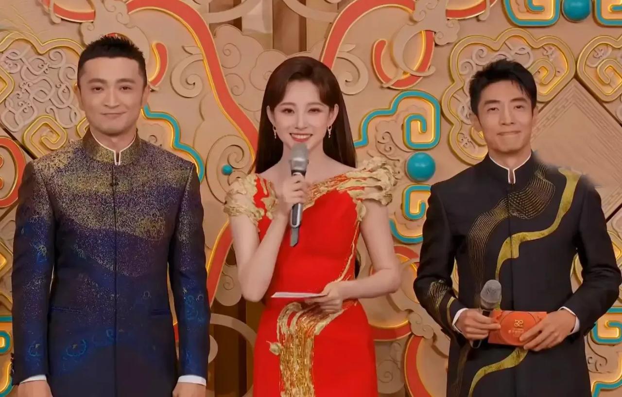 孩子，多读书，读好书，人人舞台处处需要文采斐然，流利表达的你。
邹韵在主持人大赛