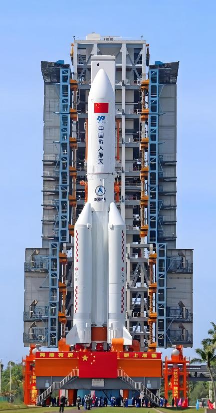 有人说为什么日本出了那么多诺贝尔奖，却感觉科技水平落后于现在的中国呢？
 
先说