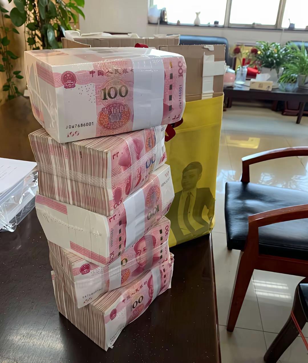 我是有计划存钱的，毕竟在通胀时代，存不下钱就等于资产缩水。就说月薪5000的情况