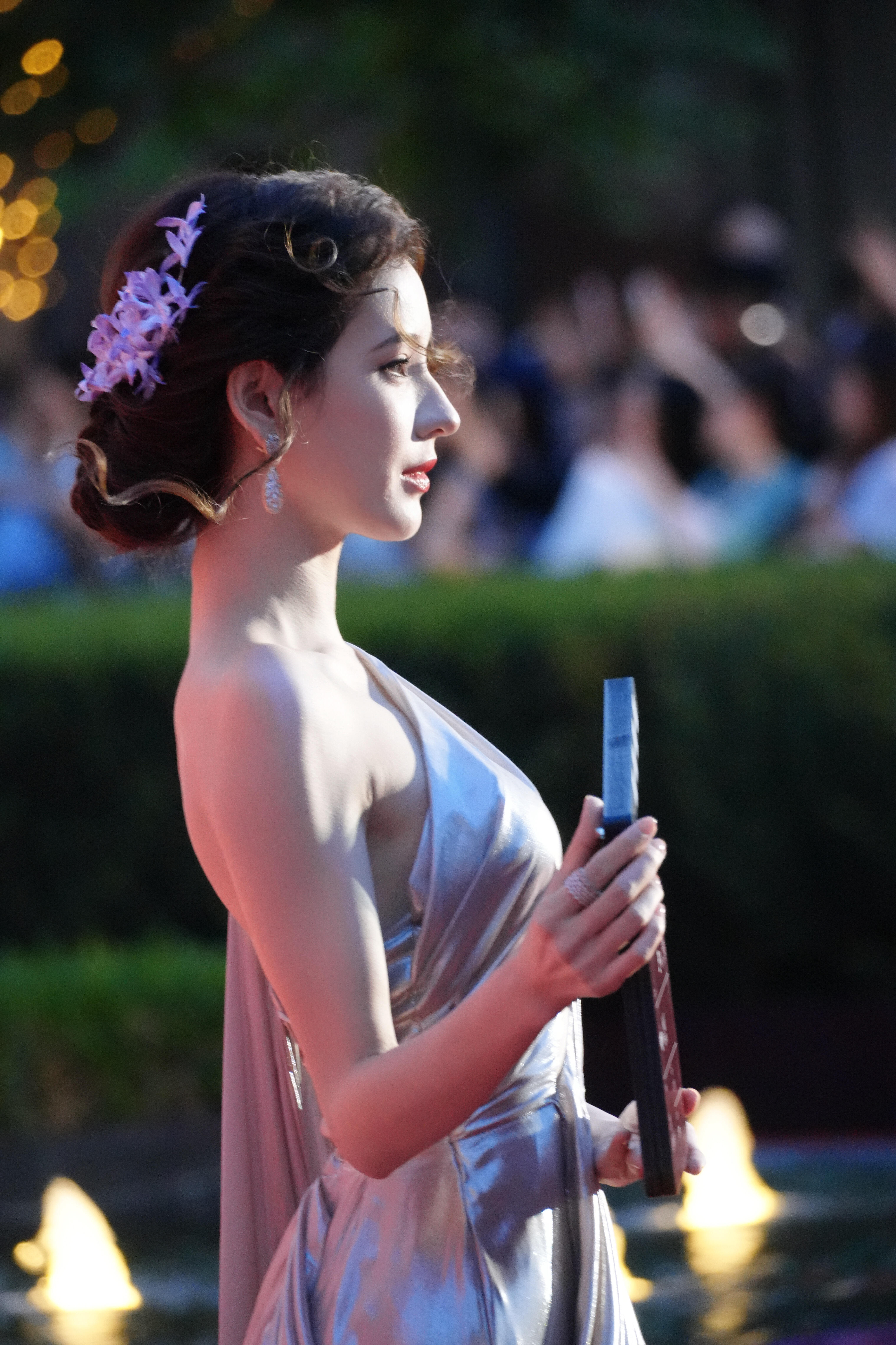 天呐 世界上怎么会有张予曦这么美的人 完全雕塑出逃….📕：天注定 