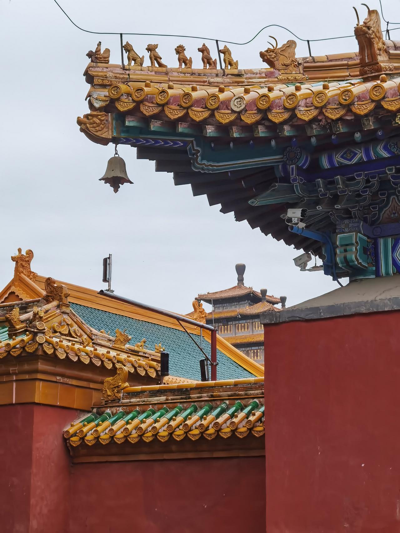 北京法源寺内的18罗汉源于承德普佑寺，法源寺现在是中国佛学院所在地，普佑寺曾是清