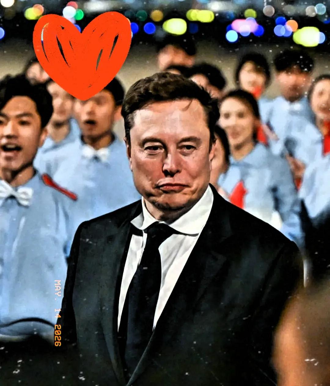 马斯克妥妥社恐实锤了！一到大场面就满脸拘谨放不开，置身隆重的欢迎仪式里，整个人都