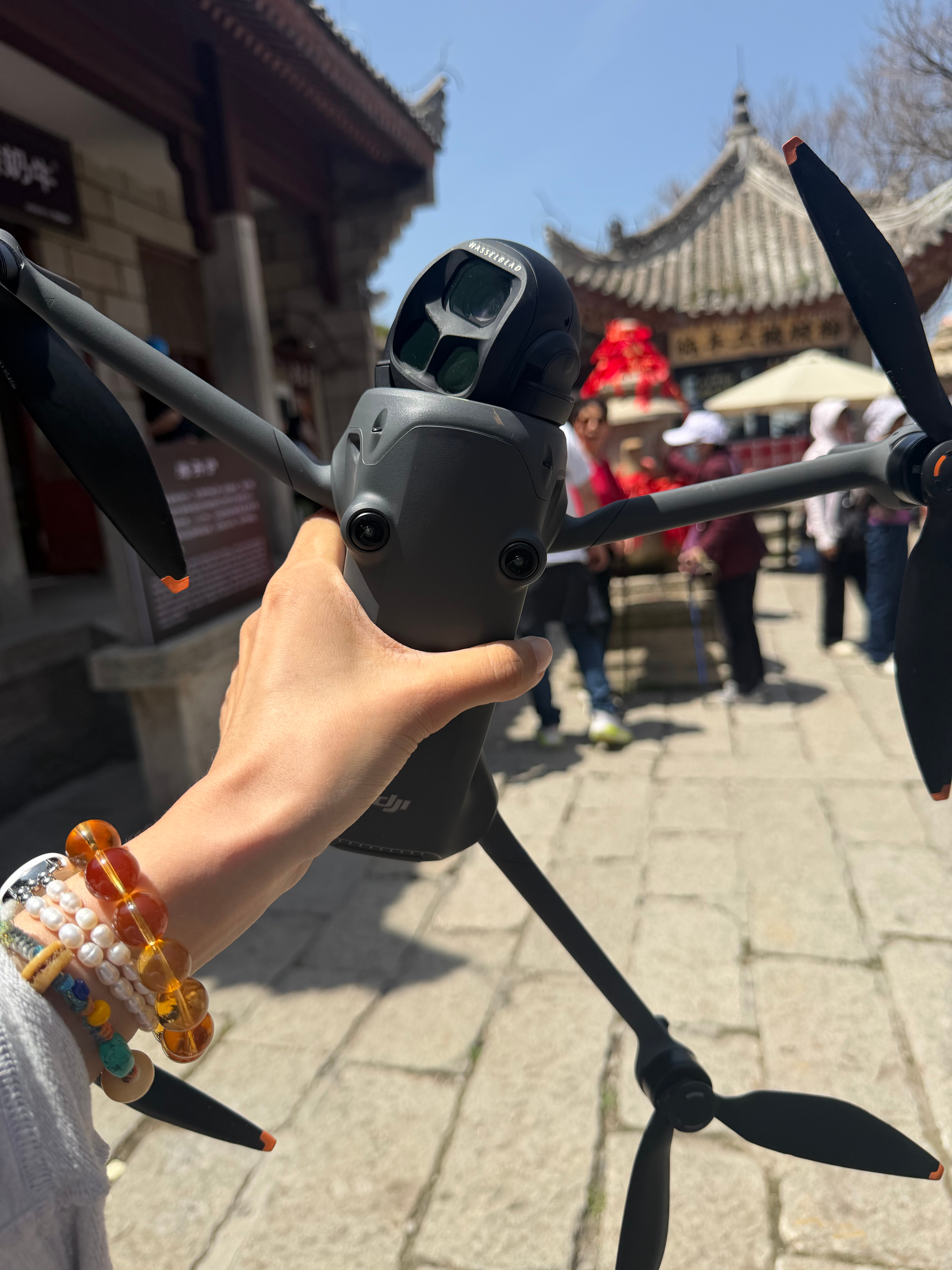 空域OK，南峰登顶，无人机坏了，天塌了。 