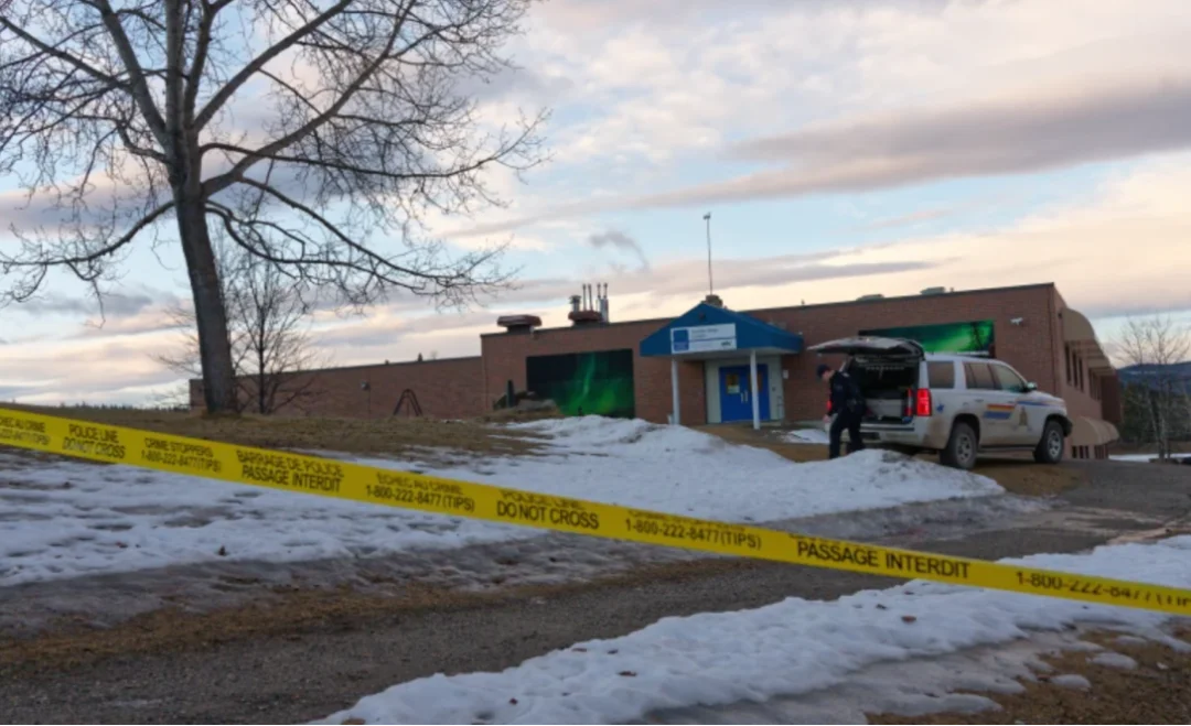 数十人死伤，加拿大警方锁定18岁女子为枪手