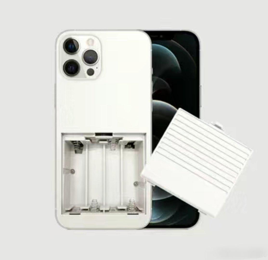 啥？这就是苹果的创新？网传iPhone或将配可拆卸模块电池。难不成我大万能充又要