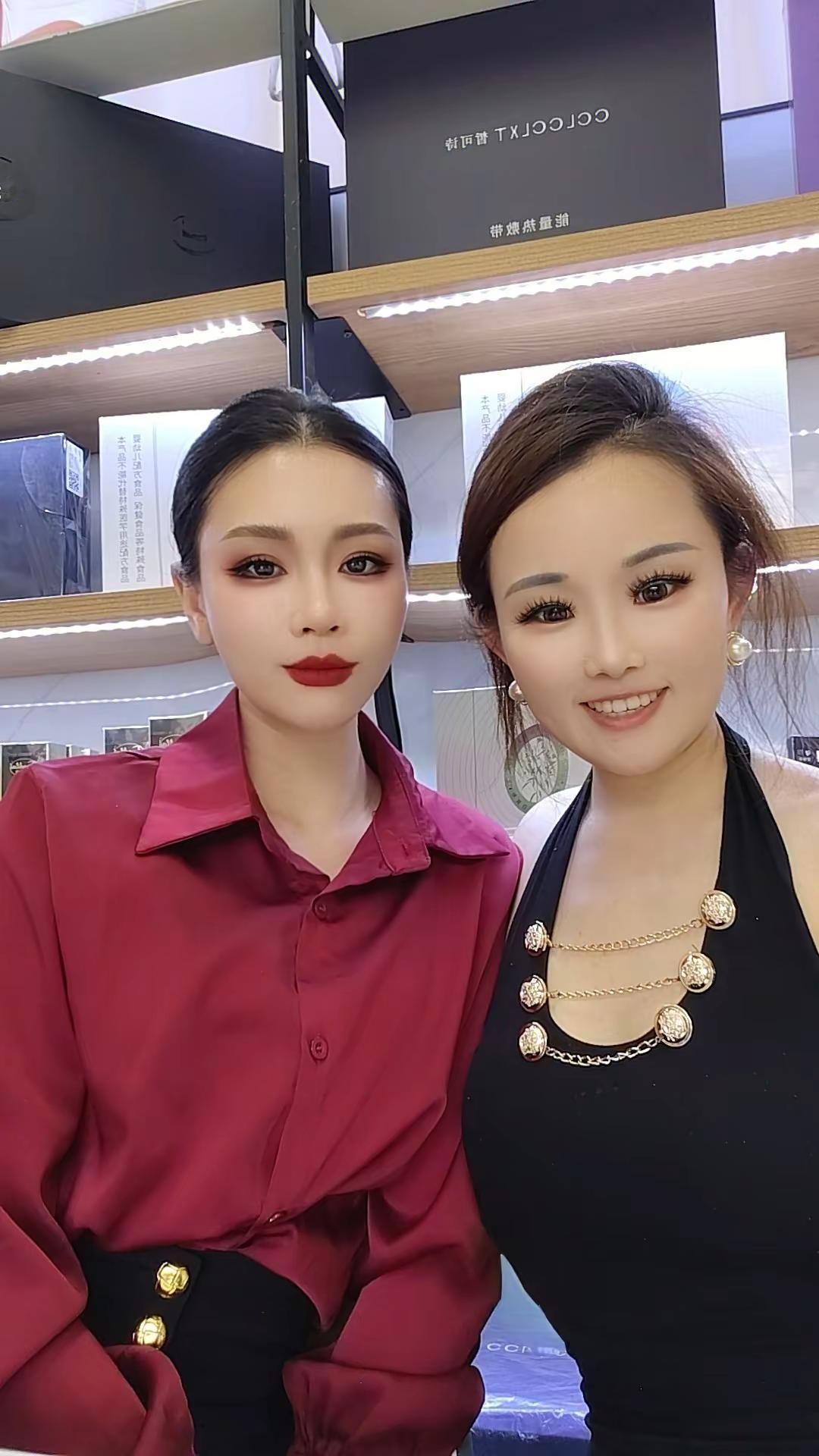 你要记住，你是一个女人，高傲是你的象征，微笑是你的标志，自信是你的资本。🍷🍷